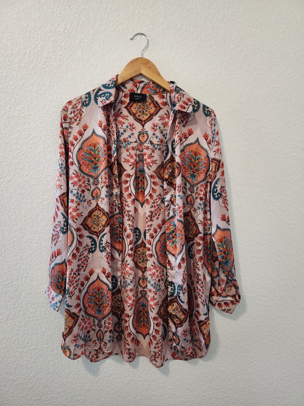 VICI Boho Paisley Button-Down Blouse Blush Small